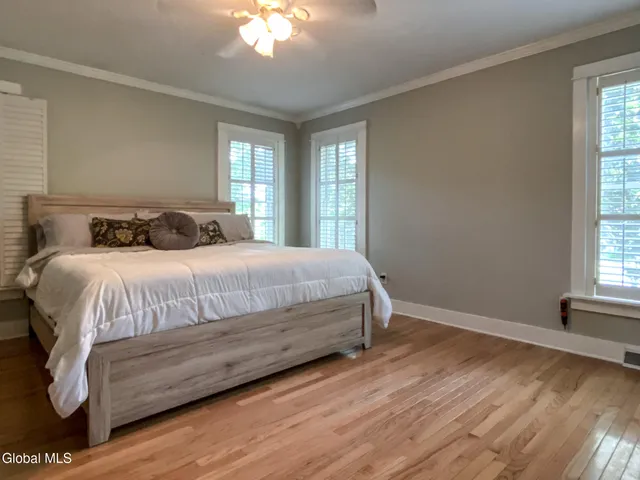 $525,000 | 5 Hanneford Road, Queensbury, NY 12804