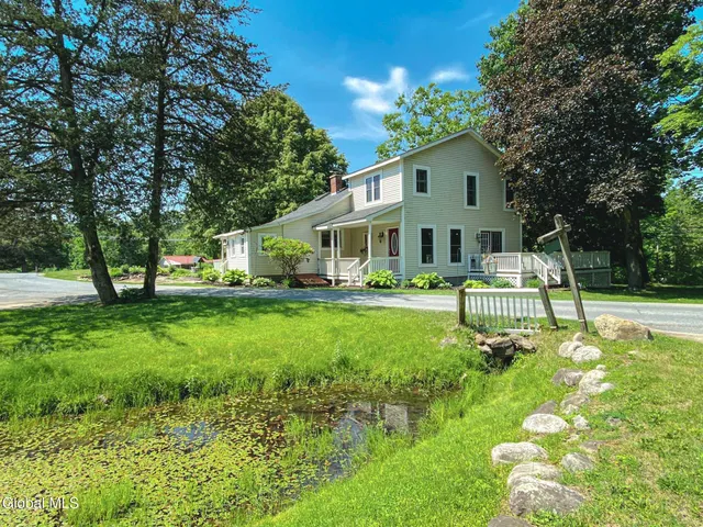 $525,000 | 5 Hanneford Road, Queensbury, NY 12804