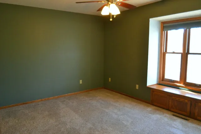 $389,900 | 5700 Willow Trail, Shoreview, MN 55126