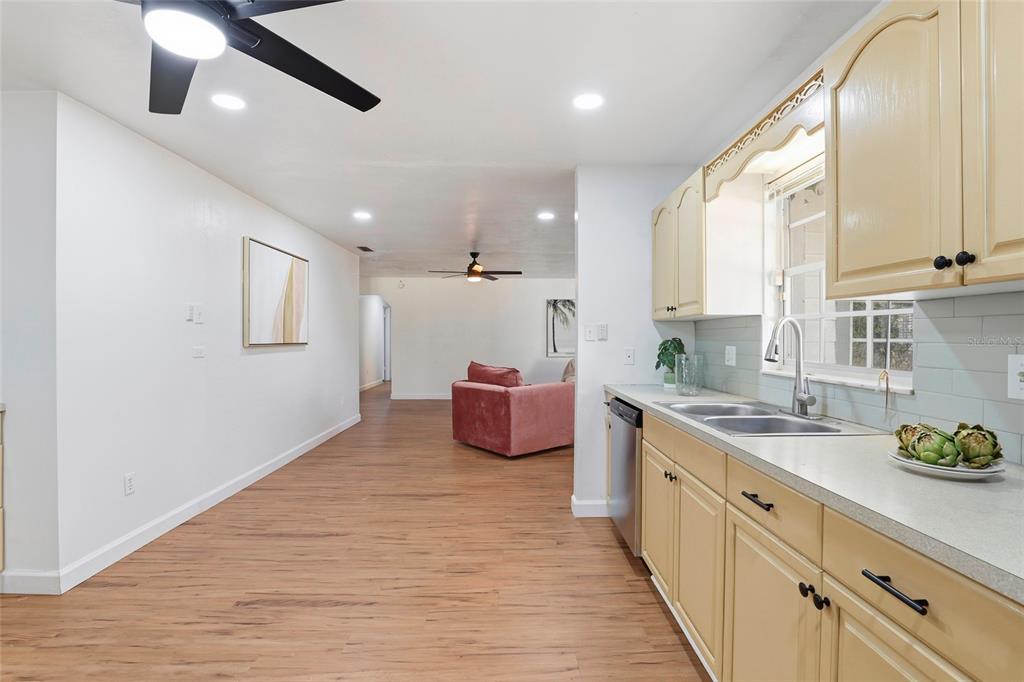 10002 Northwest 6th Place Gainesville, FL 32607 - Photo 16 of 36