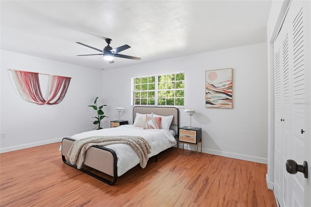 10002 Northwest 6th Place Gainesville, FL 32607 - Photo 24 of 36