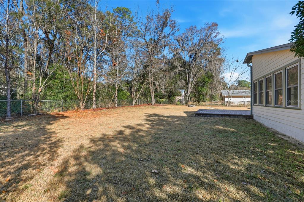 10002 Northwest 6th Place Gainesville, FL 32607 - Photo 36 of 36