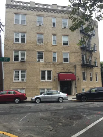 $249,000 | 18 74th Street, Unit D5, North Bergen, NJ 07047