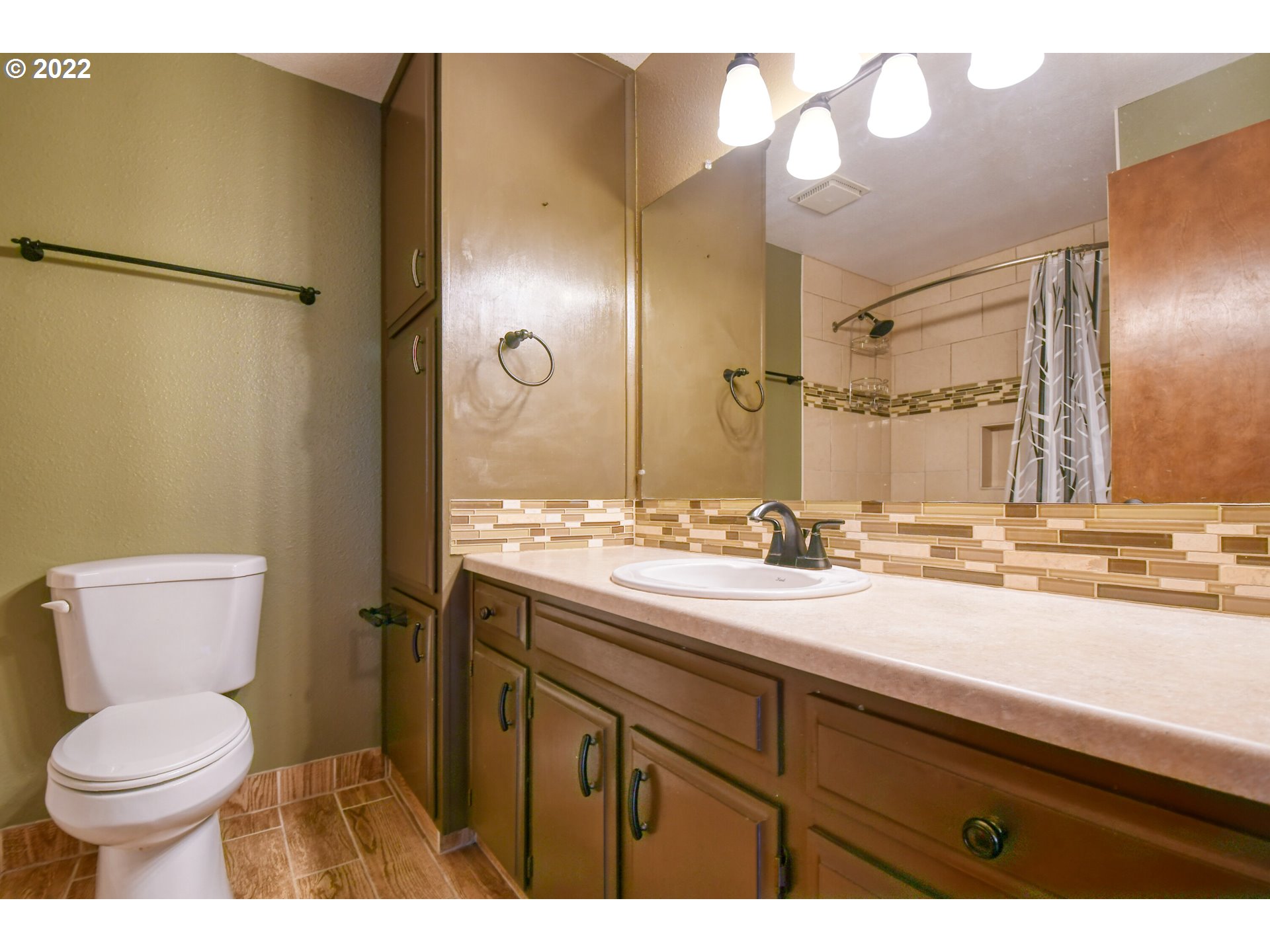3323 Southwest Ladow Avenue Pendleton, OR 97801 - Photo 17 of 32 Gallery Image 17