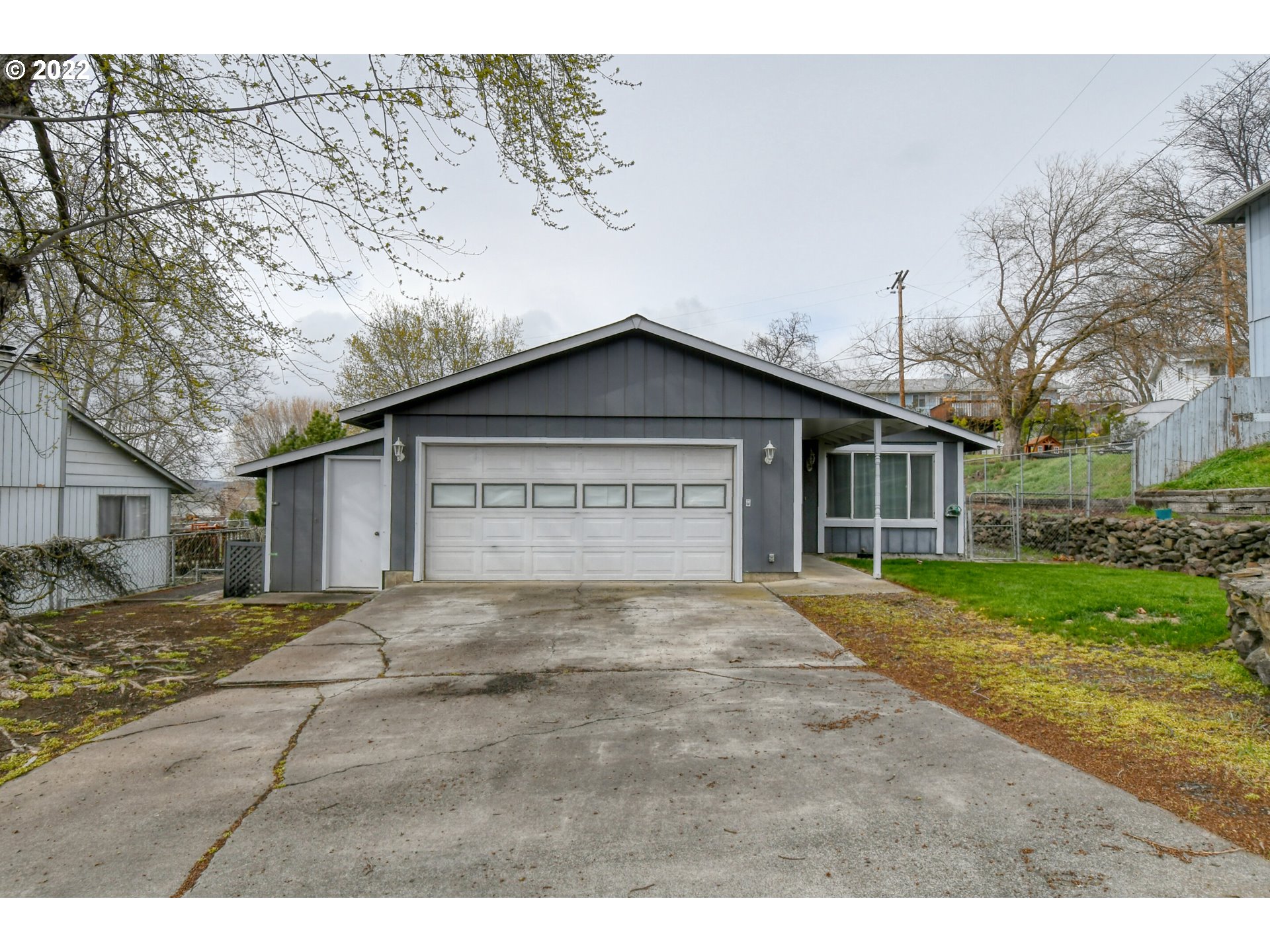 3323 Southwest Ladow Avenue Pendleton, OR 97801 - Photo 2 of 32 Gallery Image 2