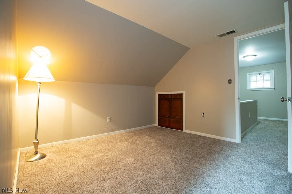 4812 Anderson Road Cleveland, OH 44124 - Photo 22 of 34