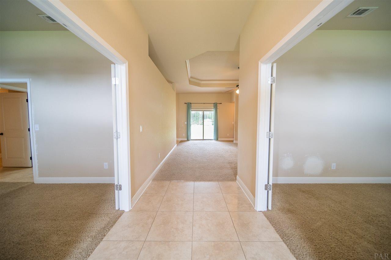 9927 Nichols Lake Road Milton, FL 32583 - Photo 4 of 49 Gallery Image 4