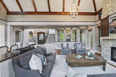 $3,600,000 | 425 Carpenters Point, Wayzata, MN 55391