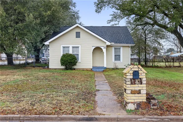 $175,000 | 1301 Cedar Street, Hearne, TX 77859