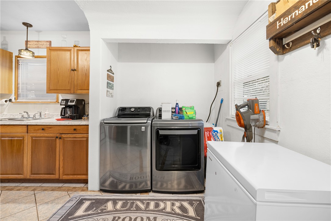 1301 Cedar Street Hearne, TX 77859 - Photo 17 of 33