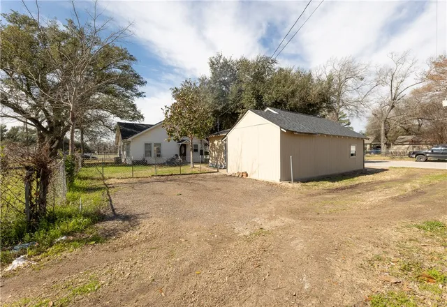 $175,000 | 1301 Cedar Street, Hearne, TX 77859