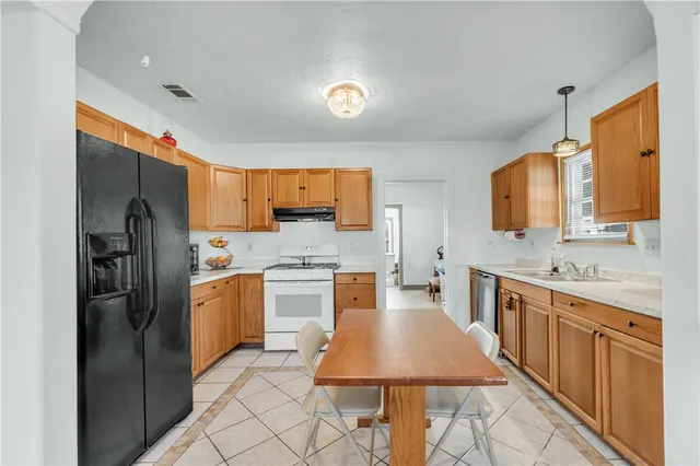 $175,000 | 1301 Cedar Street, Hearne, TX 77859