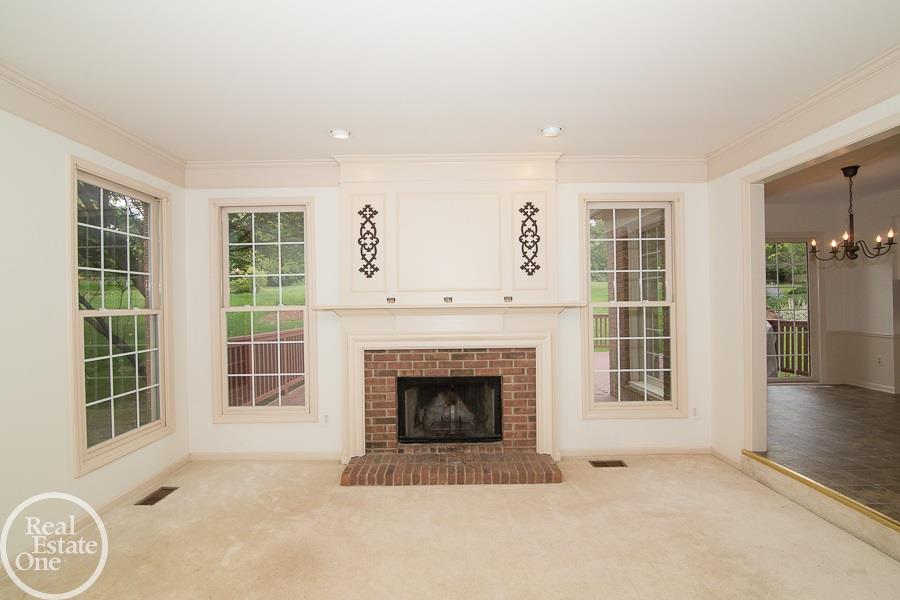 2440 Pleasant View Drive Rochester Hills, MI 48306 - Photo 21 of 28