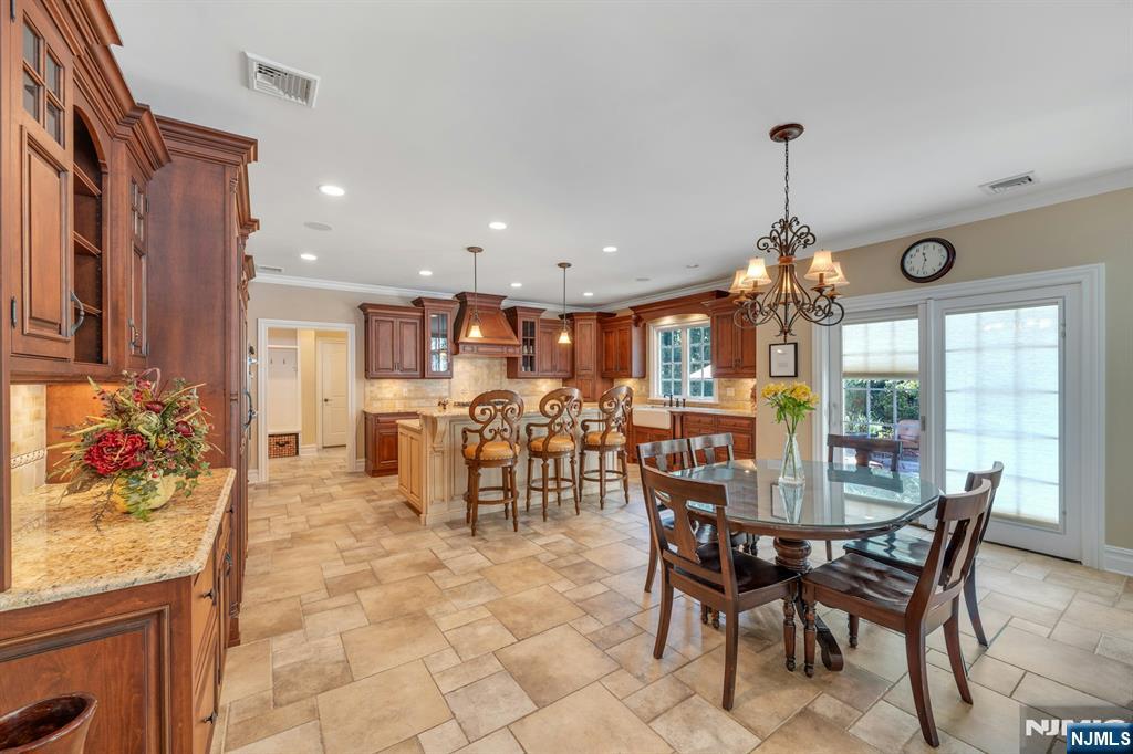 476 Fairfield Road Wyckoff, NJ 07481 - Photo 16 of 50