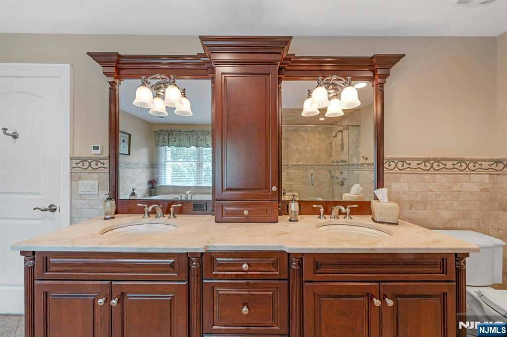 476 Fairfield Road Wyckoff, NJ 07481 - Photo 29 of 50