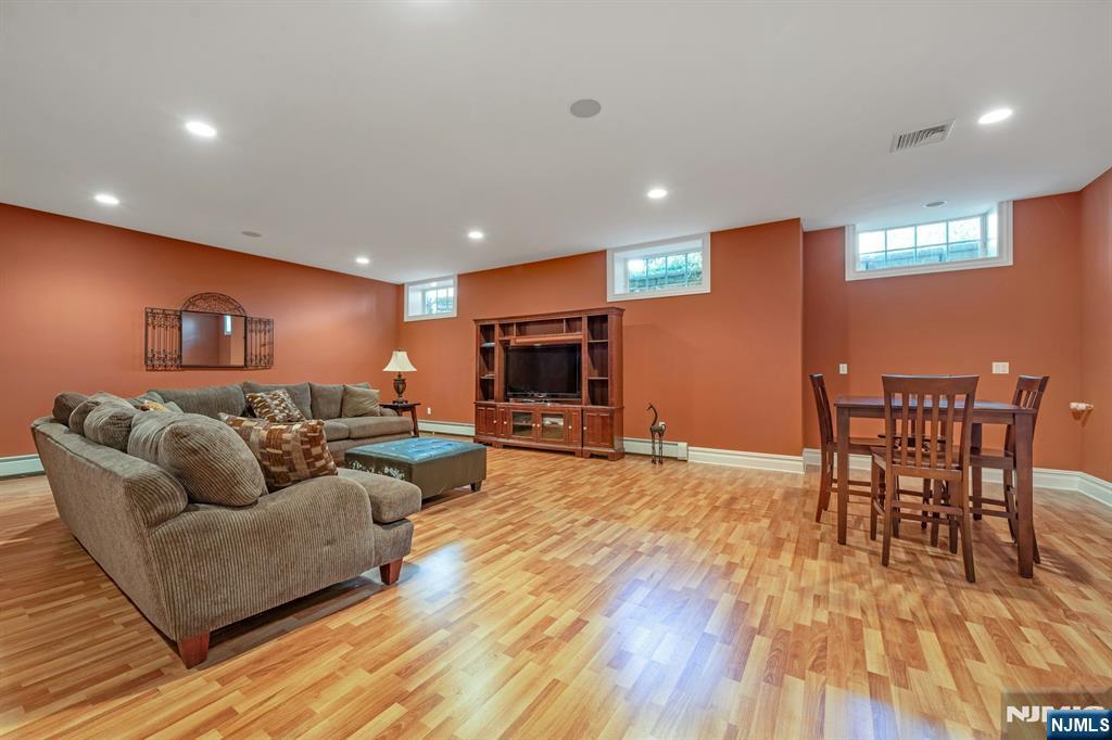 476 Fairfield Road Wyckoff, NJ 07481 - Photo 39 of 50