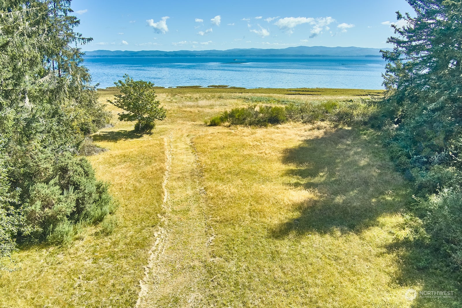 a view of an ocean view