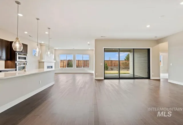 $673,789 | 11819 South Glory Lane, Kuna, ID 83634