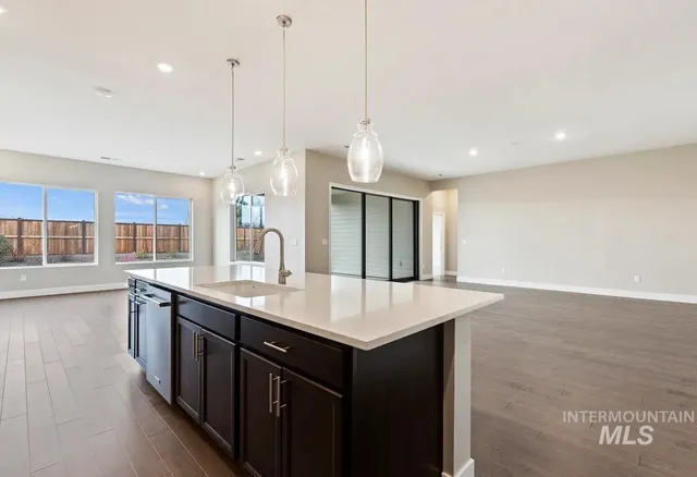 $673,789 | 11819 South Glory Lane, Kuna, ID 83634