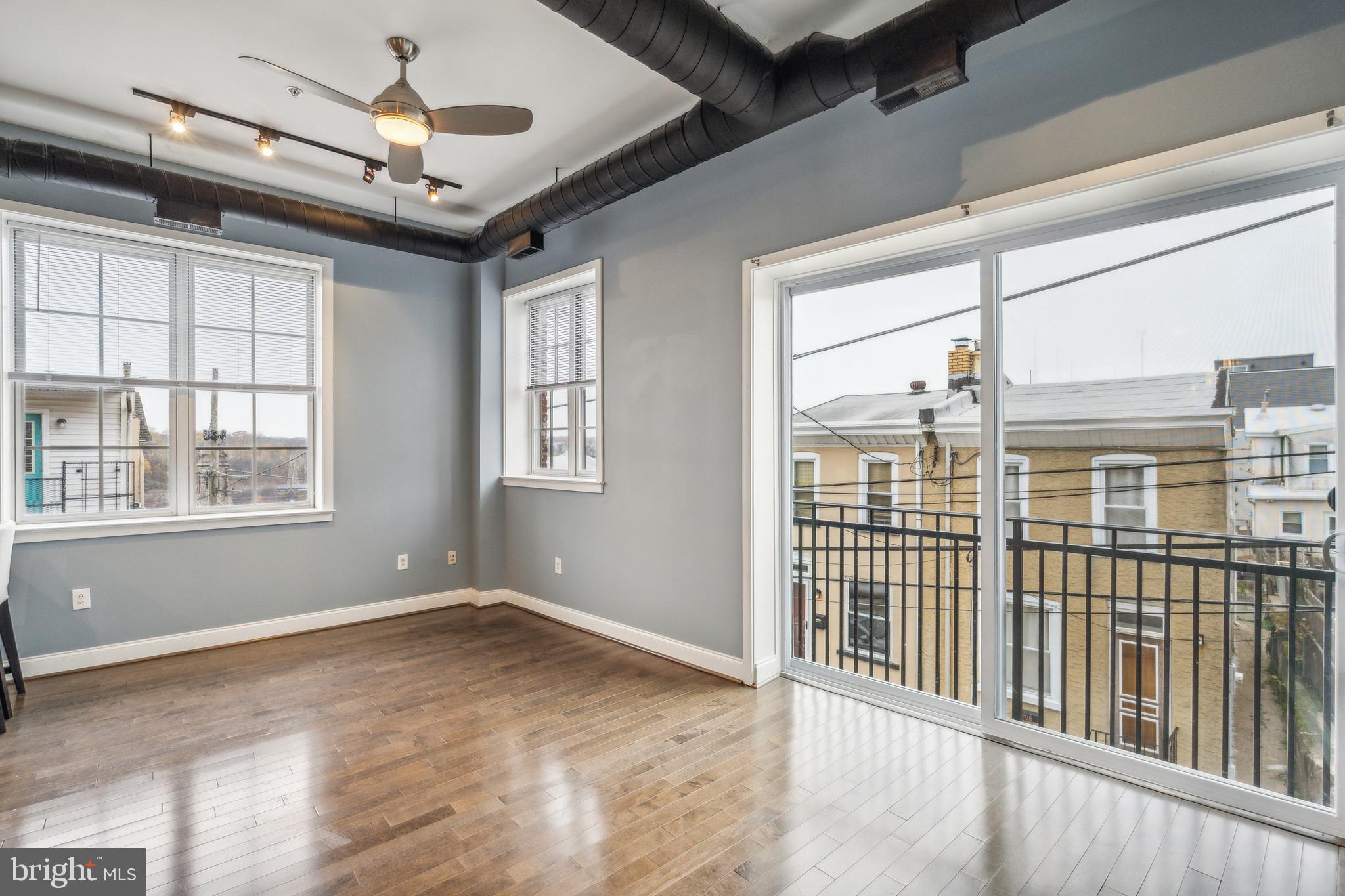 207 Rector Street, Unit 2F Philadelphia, PA 19128 - Photo 2 of 17