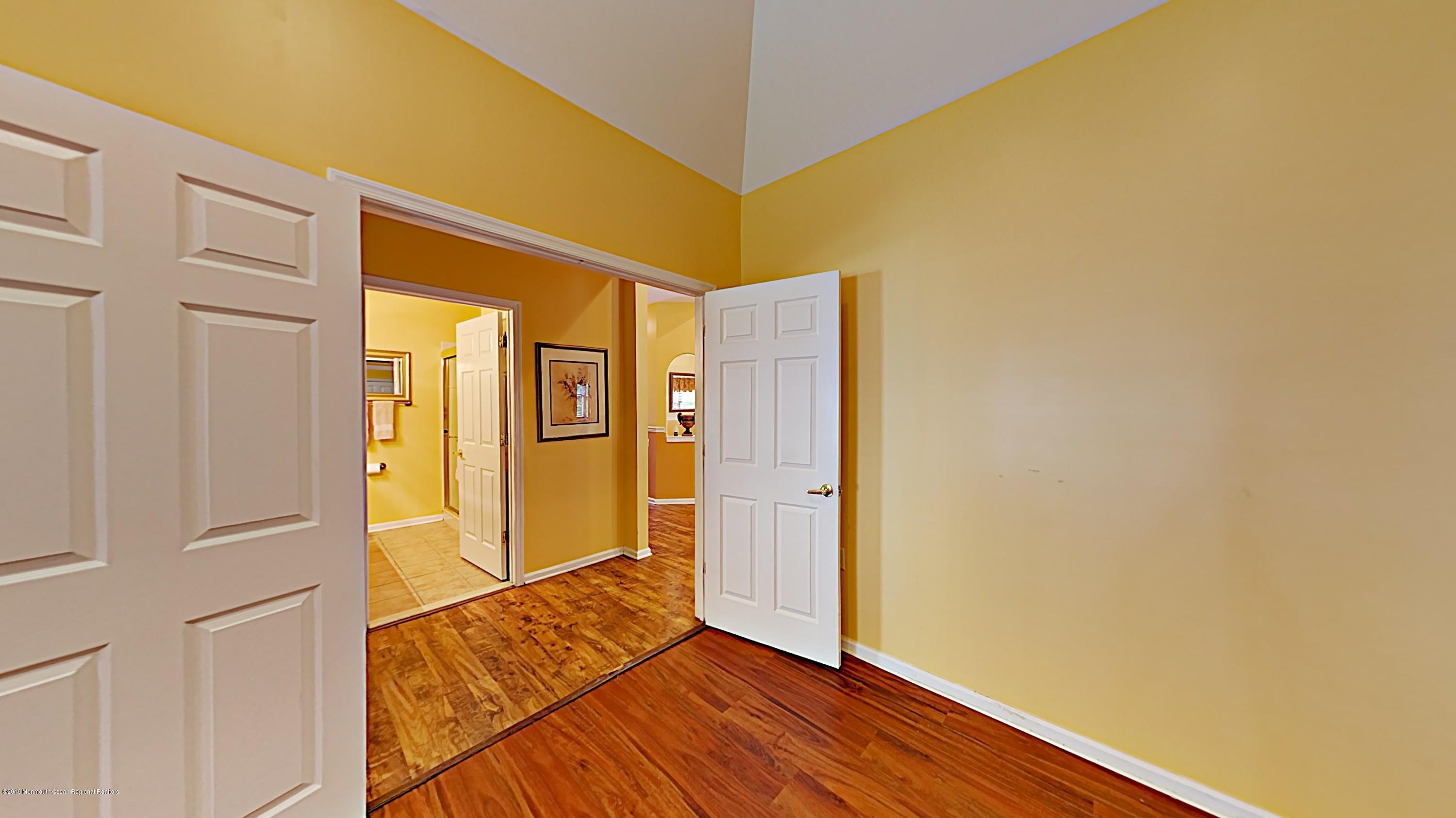 16 Rye Court Jackson, NJ 08527 - Photo 19 of 30 9_Image_MT9aL9bLTf