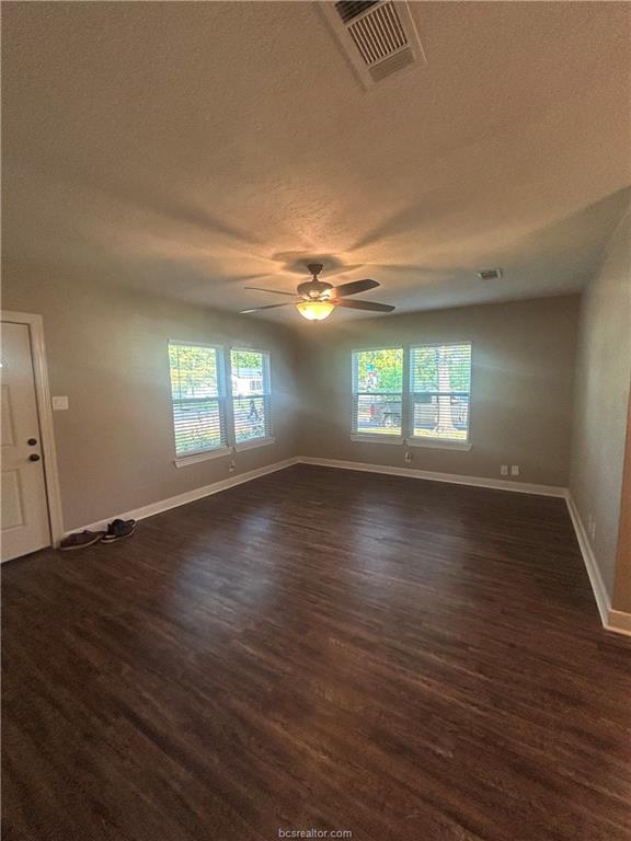 1400 Bennett Street Bryan, TX 77802 - Photo 11 of 21 Gallery Image 11