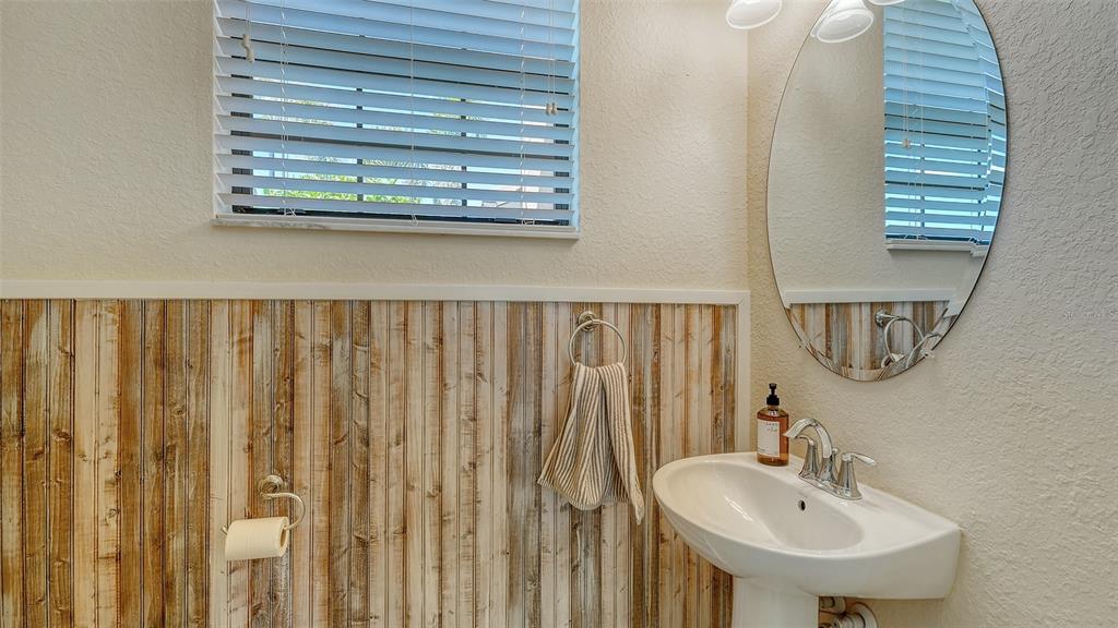 20223 Lagente Circle Venice, FL 34293 - Photo 33 of 71