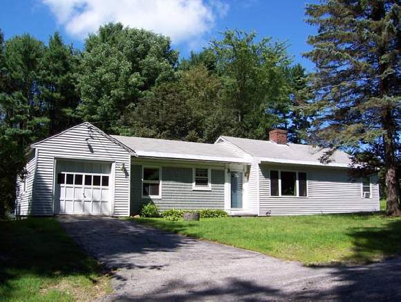 161 Penacook Road Hopkinton, NH 03229 - Photo 1 of 1