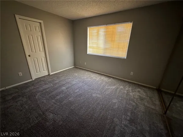$1,350 | 1600 North Torrey Pines Drive, Unit 102, Las Vegas, NV 89108