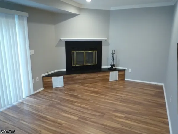 $3,000 | 388 Cotswold Place, Somerset, NJ 08873