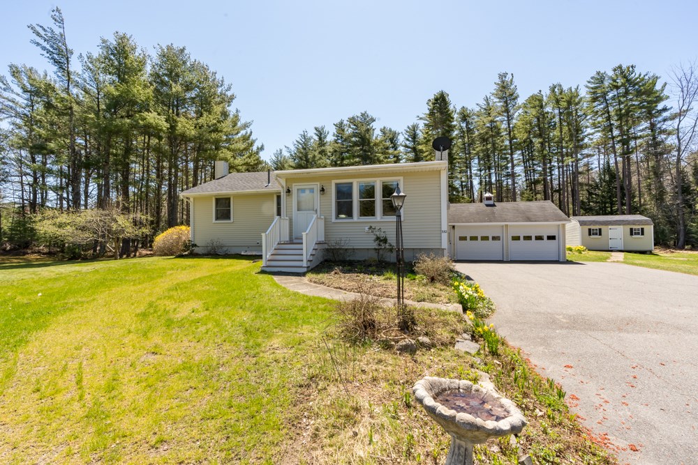 332 Sanford Road Wells, ME 04090 - Photo 3 of 38 Gallery Image 3