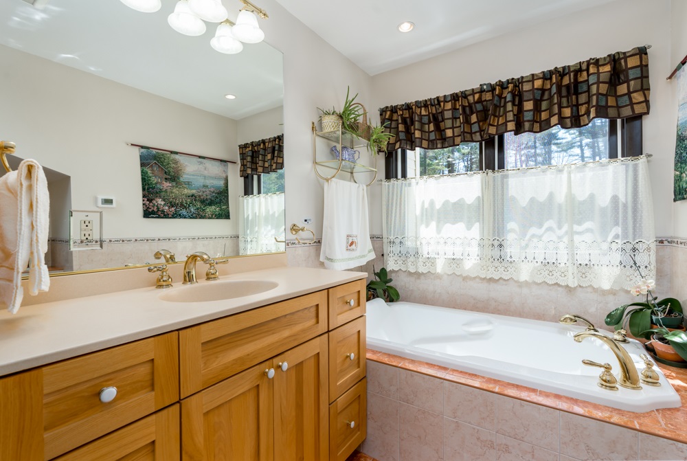 332 Sanford Road Wells, ME 04090 - Photo 27 of 38 Gallery Image 27