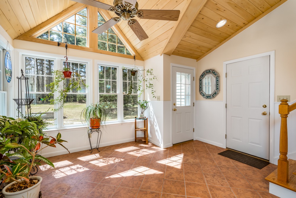 332 Sanford Road Wells, ME 04090 - Photo 4 of 38 Gallery Image 4