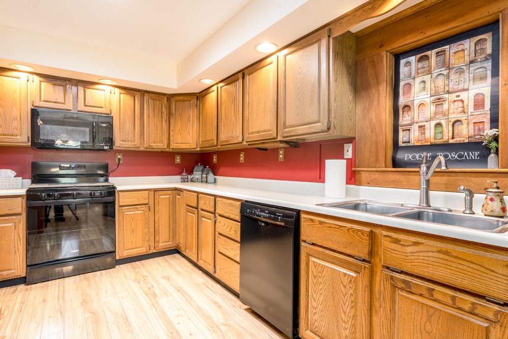 332 Sanford Road Wells, ME 04090 - Photo 8 of 38 Gallery Image 8