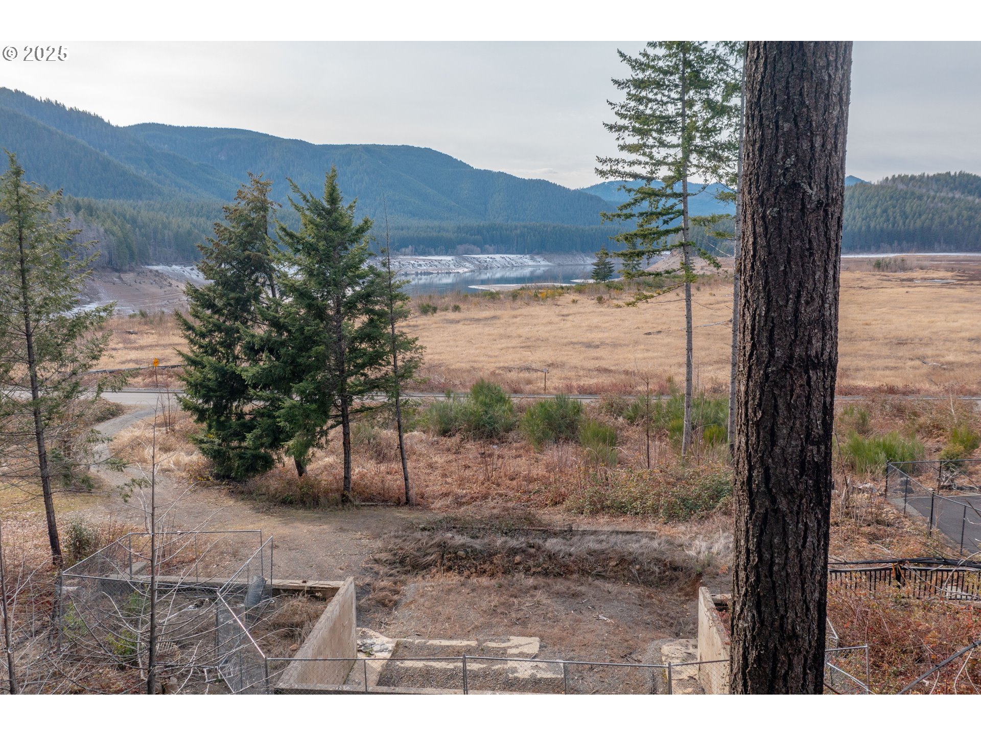 360 Detroit Road South Detroit, OR 97342 - Photo 8 of 16