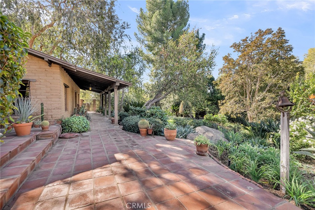6146 Hawarden Drive Riverside, CA 92506 - Photo 64 of 75