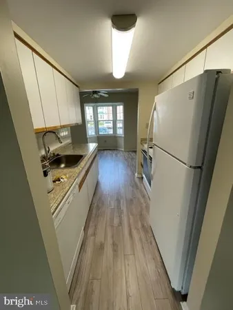 $2,300 | 1839 Aberdeen Circle, Crofton, MD 21114