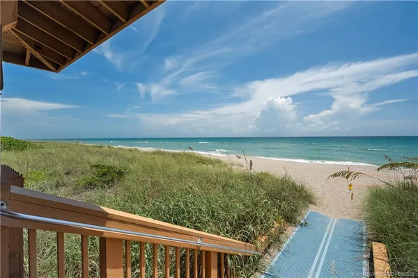 $3,000 | 10680 South Ocean Drive, Unit G 2, Jensen Beach, FL 34957