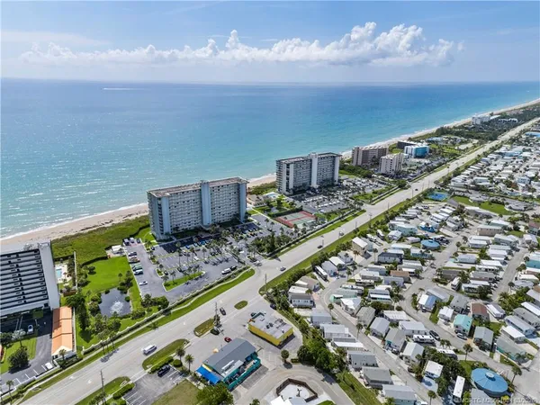 $3,000 | 10680 South Ocean Drive, Unit G 2, Jensen Beach, FL 34957