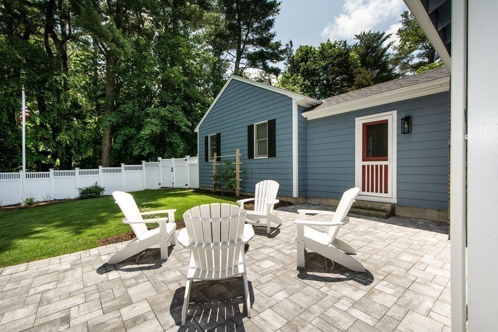 18 Liberty Pole Road Hingham, MA 02043 - Photo 32 of 37