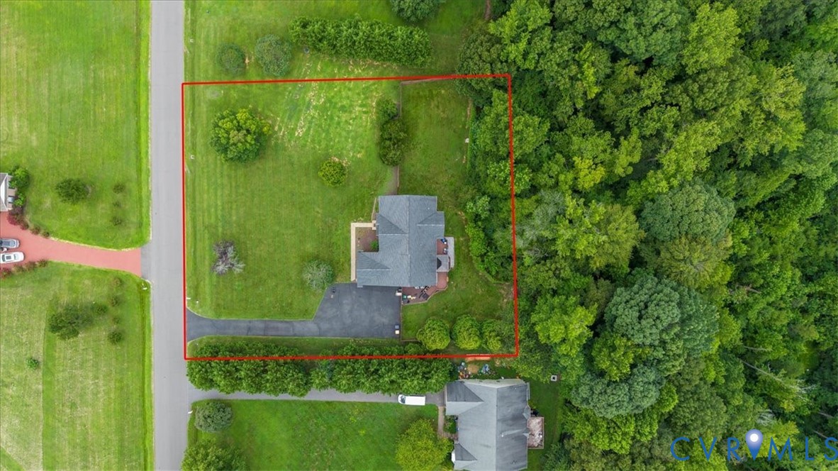 28 Millbrook Road Stafford, VA 22554 - Photo 5 of 44 a view of a garden