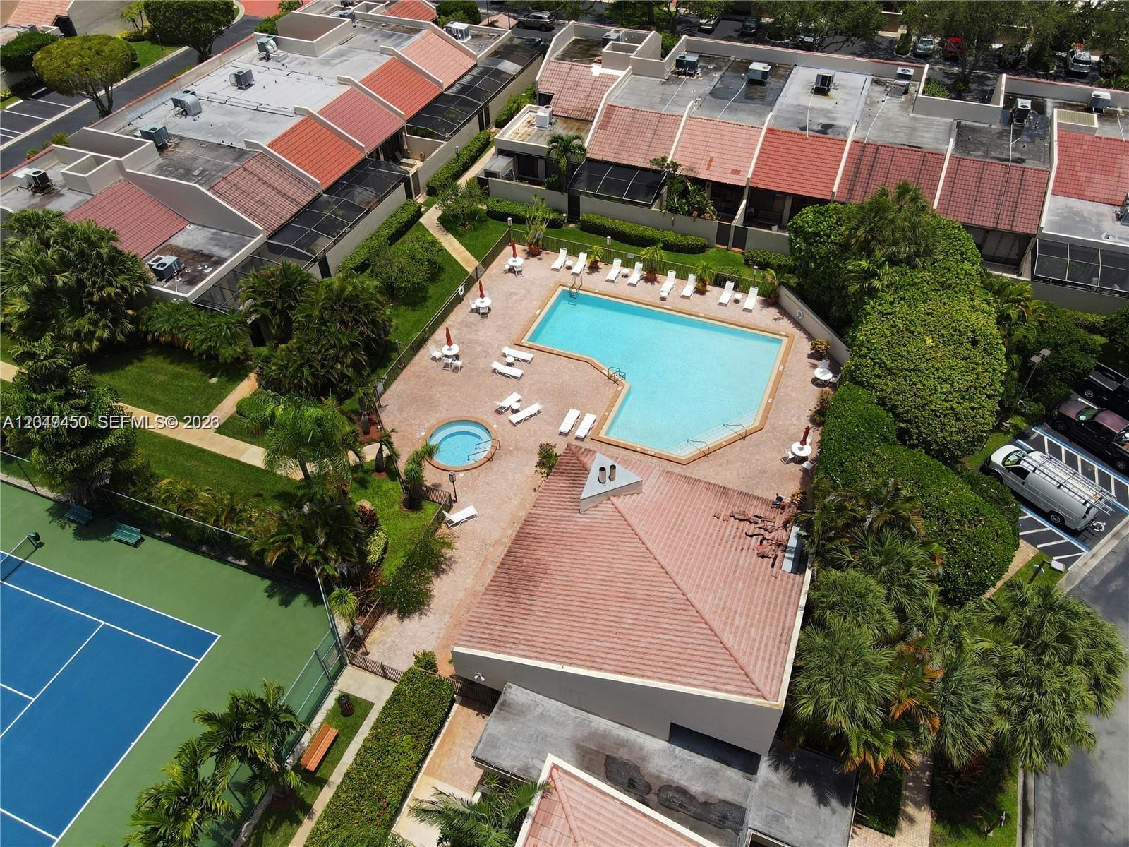 8124 Southwest 87th Terrace Miami, FL 33143 - Photo 36 of 44