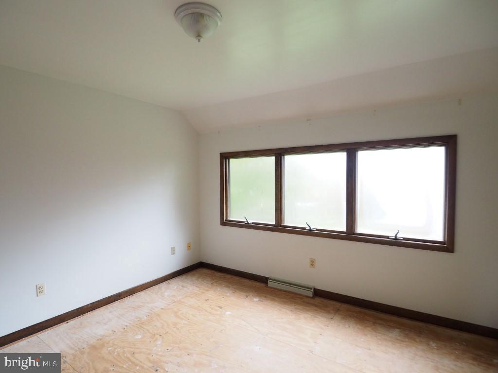 14005 Old Hanover Road Reisterstown, MD 21136 - Photo 22 of 26 Bedroom