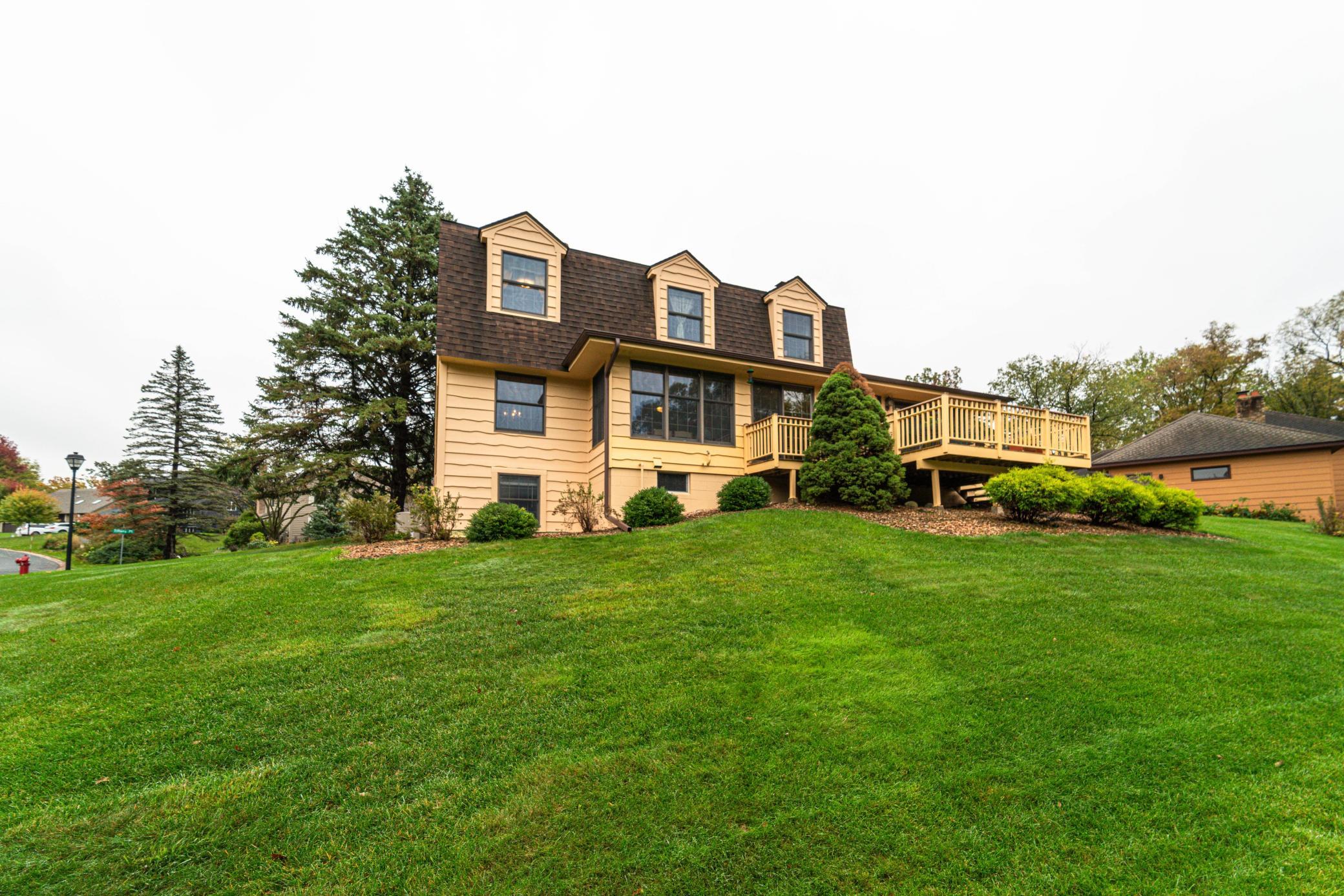 1138 Tiffany Point Eagan, MN 55123 - Photo 3 of 49