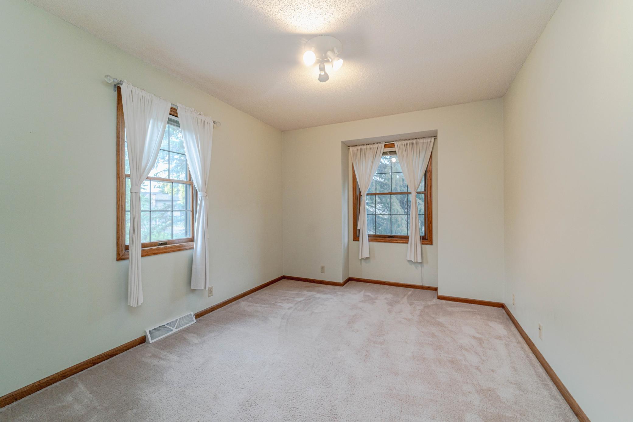 1138 Tiffany Point Eagan, MN 55123 - Photo 41 of 49