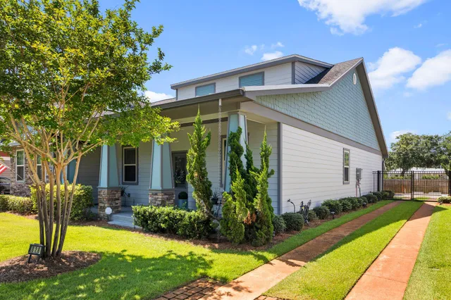 $3,100 | 828 Cannon Lane, Destin, FL 32541