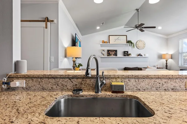 $3,100 | 828 Cannon Lane, Destin, FL 32541