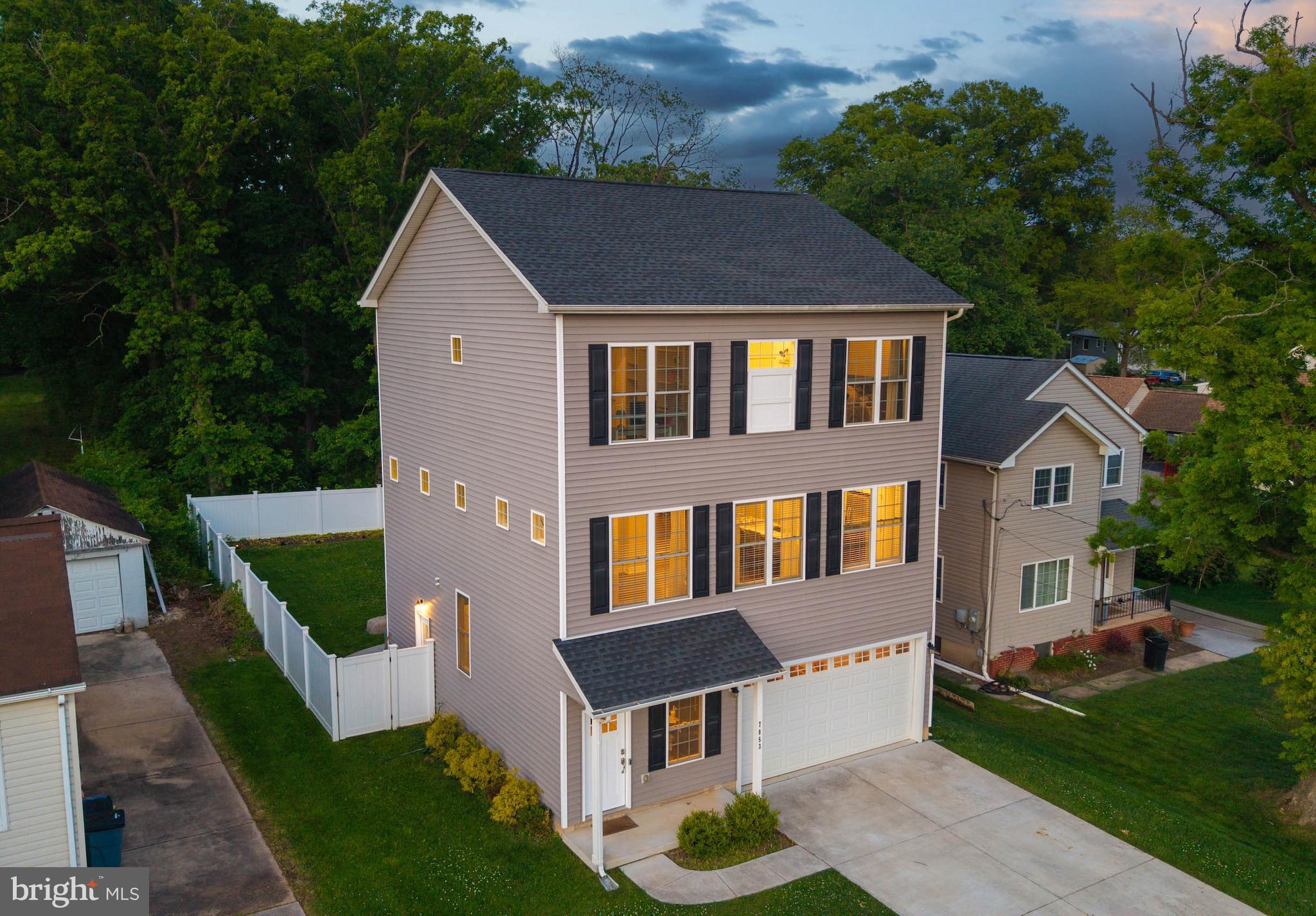 7853 Oakdale Avenue Rosedale, MD 21237 - Photo 1 of 28