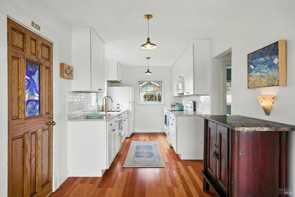 $3,750 | 195 Ocean View Avenue, Bodega Bay, CA 94923
