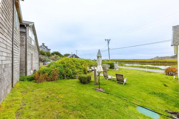 $3,750 | 195 Ocean View Avenue, Bodega Bay, CA 94923